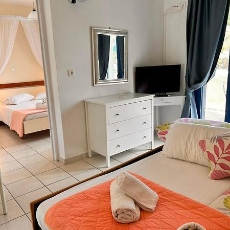 Dreams Apartments - Katelios,Santa Barbara Beach ภายนอก รูปภาพ