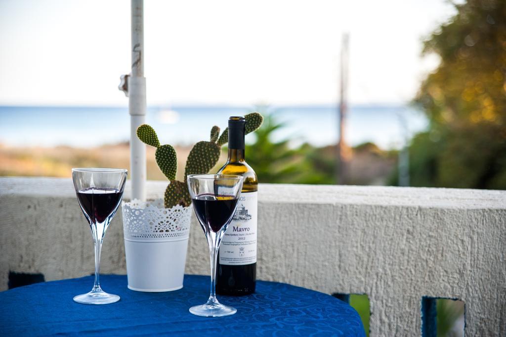 Dreams Apartments - Katelios,Santa Barbara Beach ภายนอก รูปภาพ
