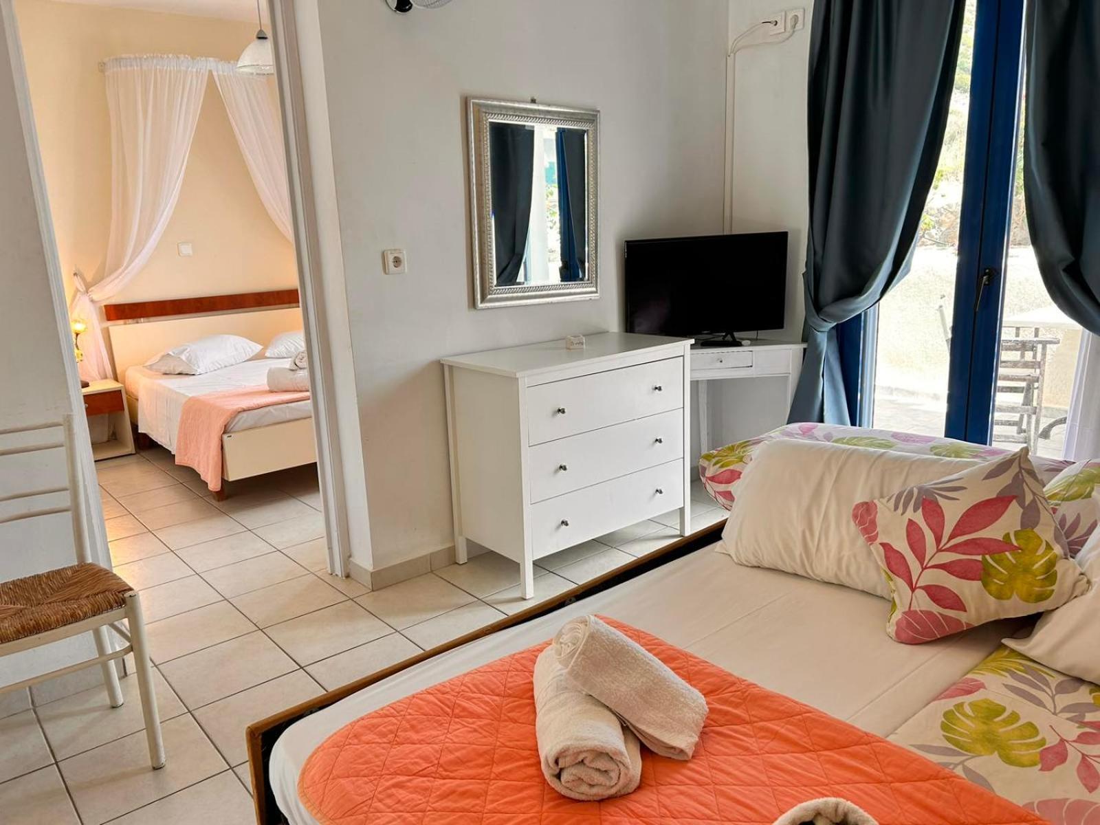 Dreams Apartments - Katelios,Santa Barbara Beach ภายนอก รูปภาพ